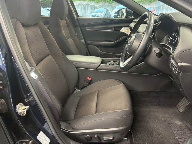 MAZDA 3 FASTBACK 2020 Image 31