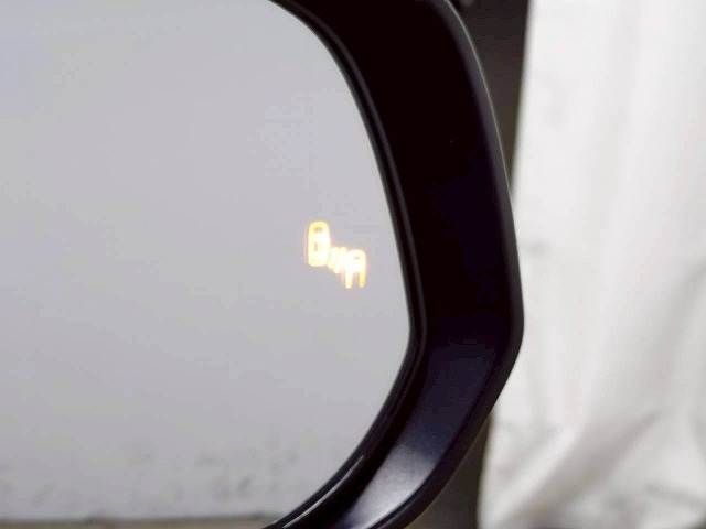 TOYOTA VOXY HYBRID 2023 Image 31