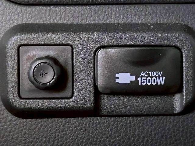 TOYOTA VOXY HYBRID 2023 Image 31