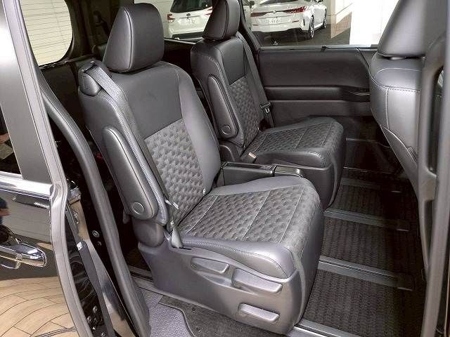 TOYOTA VOXY HYBRID 2023 Image 31