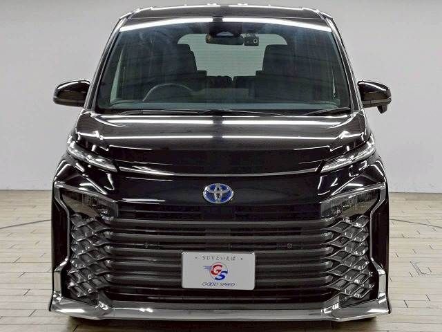 TOYOTA VOXY HYBRID 2023 Image 31