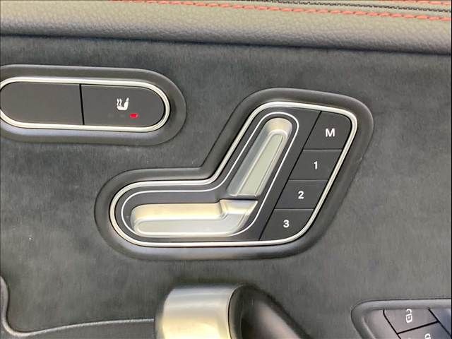 MERCEDES BENZ CLA CL 2020 Image 31