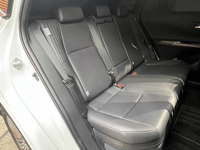 TOYOTA HARRIER HYBRID 2023 Image 31