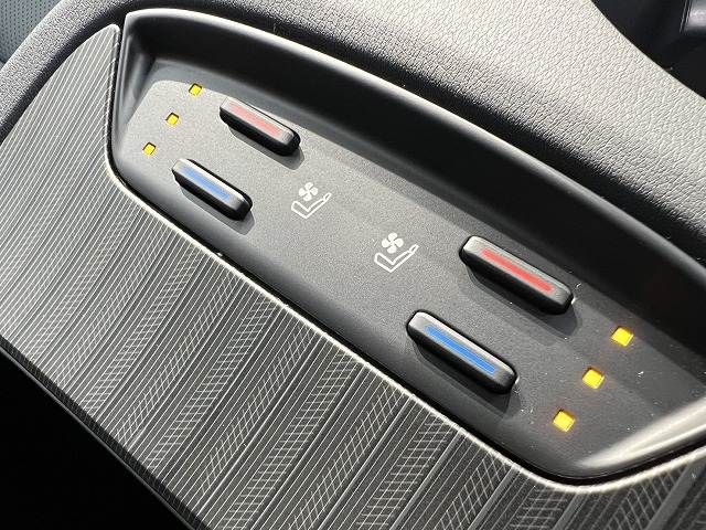 TOYOTA HARRIER HYBRID 2023 Image 31