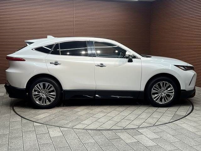 TOYOTA HARRIER HYBRID 2023 Image 31
