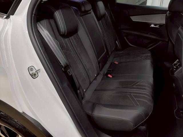 PEUGEOT 3008 2021 Image 31