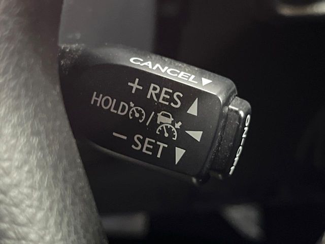 TOYOTA LANDCRUISER PRADO 2022 Image 31