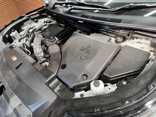 MITSUBISHI OUTLANDER PHEV 2023 Image 31