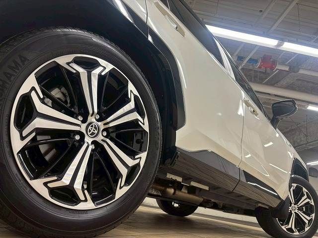 TOYOTA RAV4 PHV 2021 Image 31