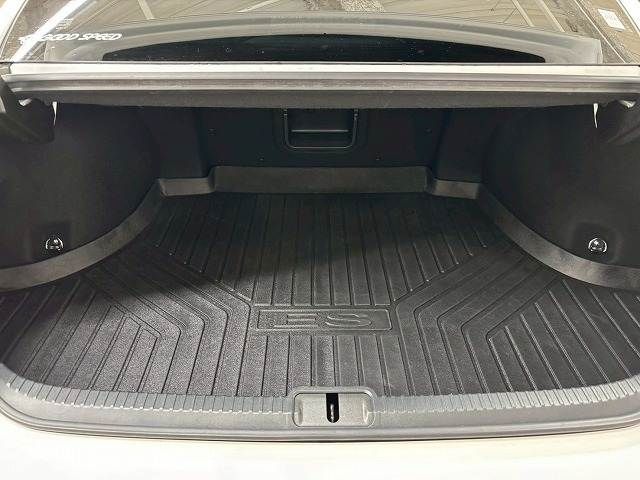 TOYOTA LEXUS ES300H 2020 Image 31