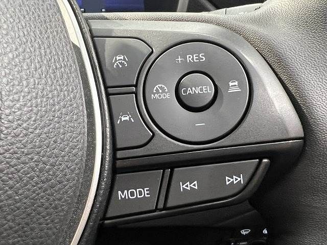 TOYOTA COROLLA CROSS HYBRID 2024 Image 31