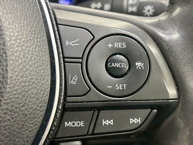 TOYOTA RAV4 HYBRID 4WD 2019 Image 31