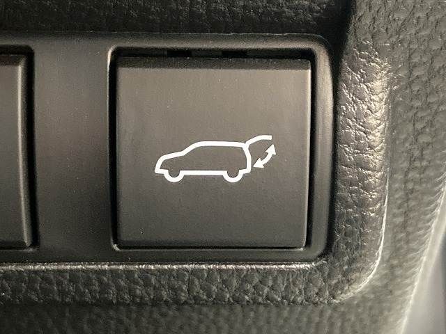 TOYOTA COROLLA CROSS HYBRID 2023 Image 31