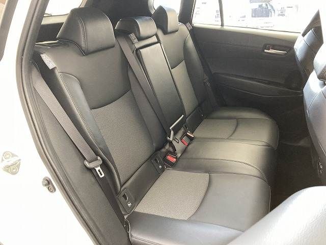 TOYOTA COROLLA CROSS HYBRID 2023 Image 31