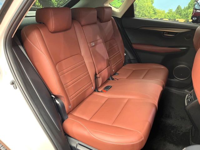 TOYOTA LEXUS NX200T 2015 Image 31