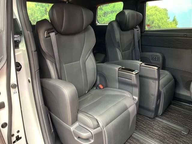 TOYOTA ALPHARD 2024 Image 31