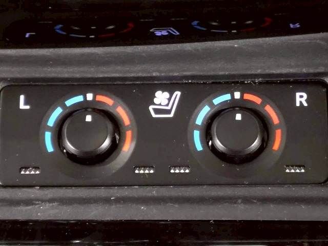 TOYOTA ALPHARD HYBRID 4WD 2021 Image 31