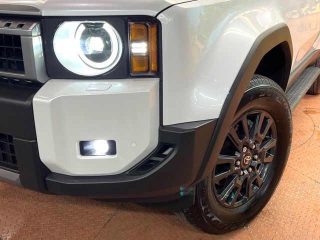 TOYOTA LANDCRUISER 250 2025 Image 31