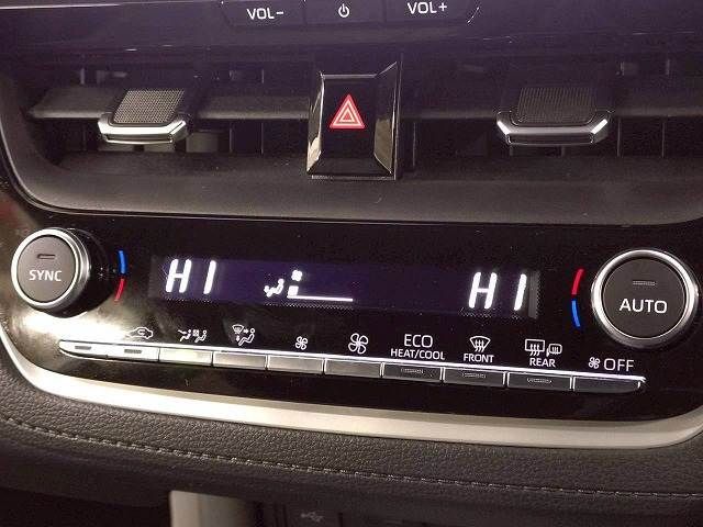 TOYOTA COROLLA CROSS HYBRID 2024 Image 31