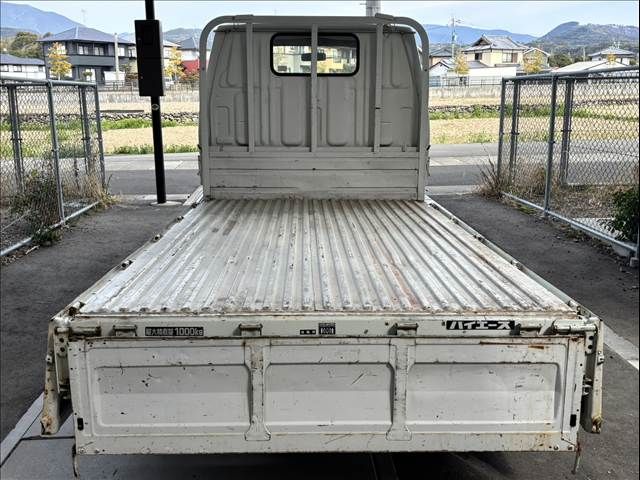 TOYOTA HIACE TR 2WD 1993 Image 31