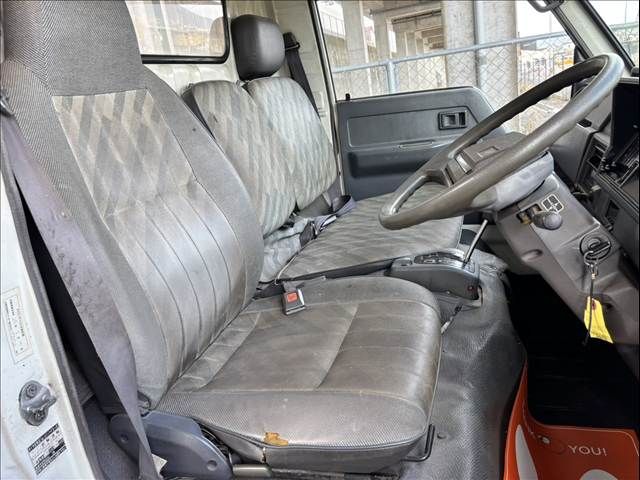 TOYOTA HIACE TR 2WD 1993 Image 31