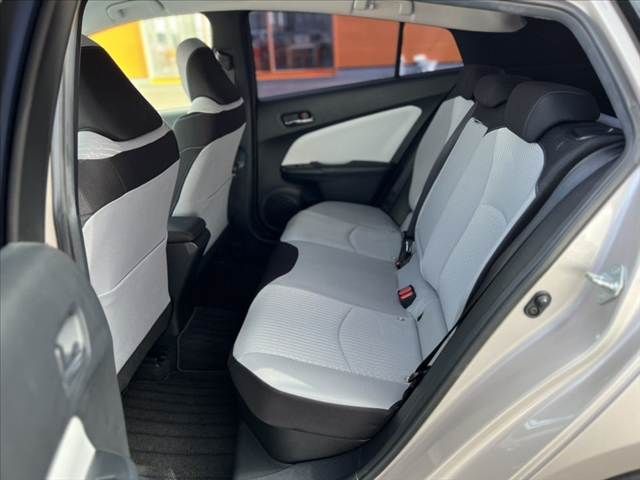 TOYOTA PRIUS 2016 Image 31