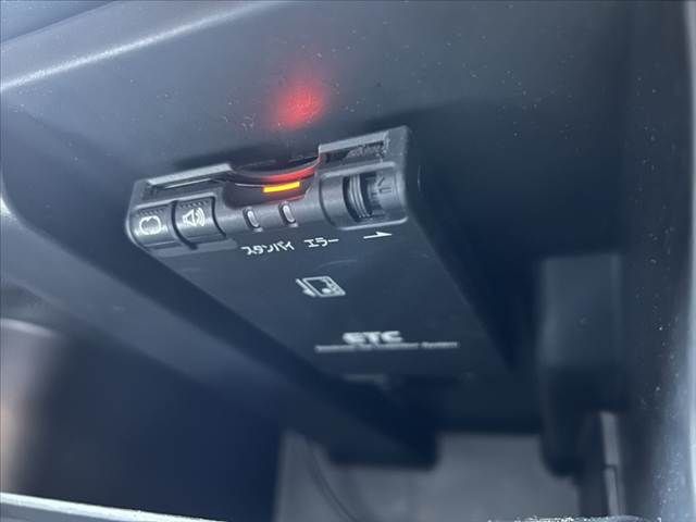 NISSAN SYLPHY 2013 Image 31