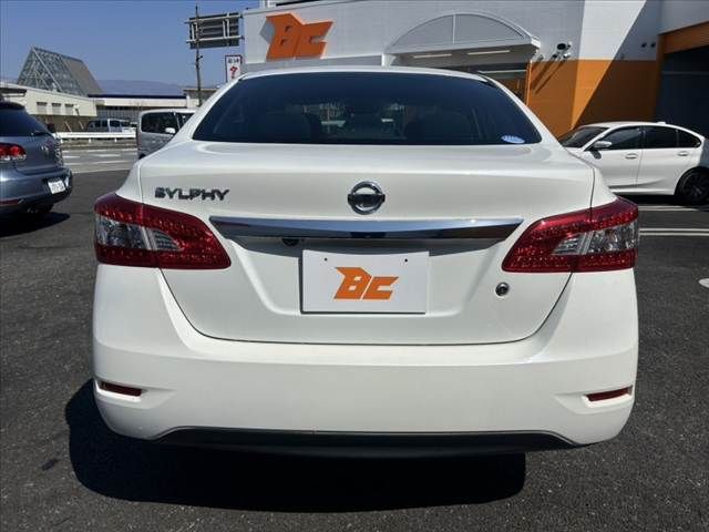 NISSAN SYLPHY 2013 Image 31