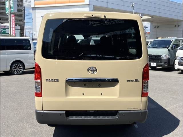 TOYOTA HIACE VAN 4WD 2024 Image 31
