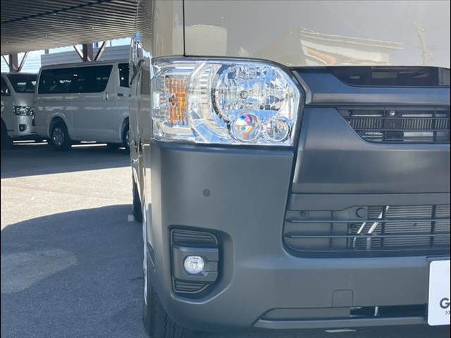 TOYOTA HIACE VAN 4WD 2024 Image 31