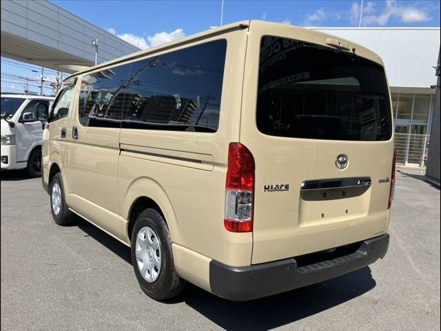 TOYOTA HIACE VAN 4WD 2024 Image 31