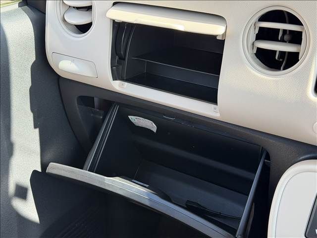 DAIHATSU MIRA COCOA 2015 Image 31