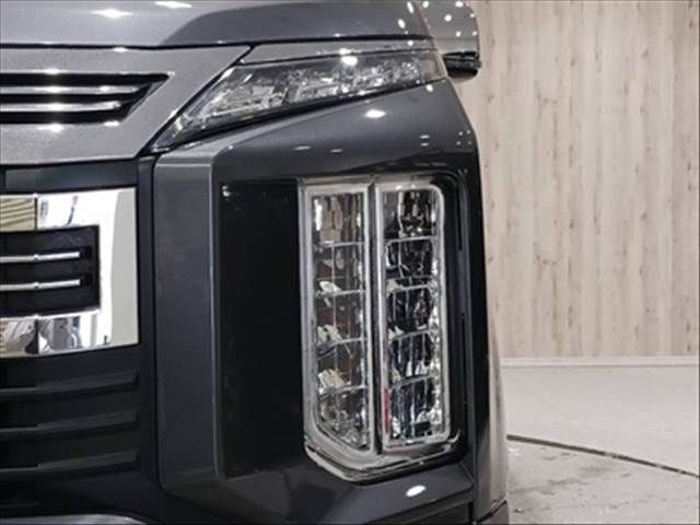 MITSUBISHI DELICA D:5 4WD 2019 Image 31