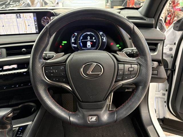 TOYOTA LEXUS UX250H 2021 Image 31