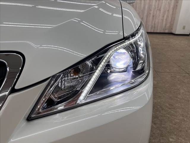 TOYOTA CROWN SEDAN HYBRID 2013 Image 31