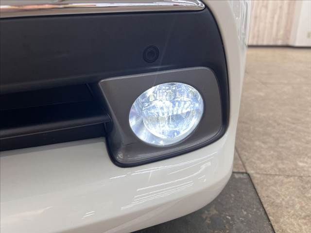 TOYOTA CROWN SEDAN HYBRID 2013 Image 31