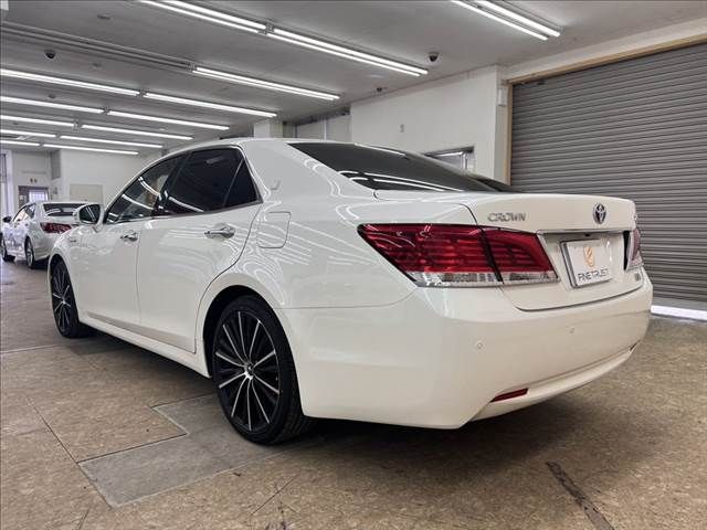 TOYOTA CROWN SEDAN HYBRID 2013 Image 31