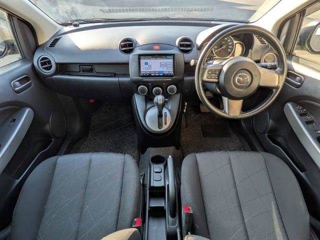 MAZDA DEMIO 2012 Image 31