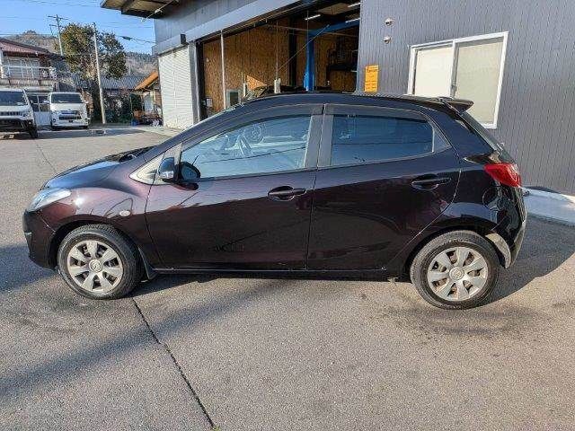 MAZDA DEMIO 2012 Image 31