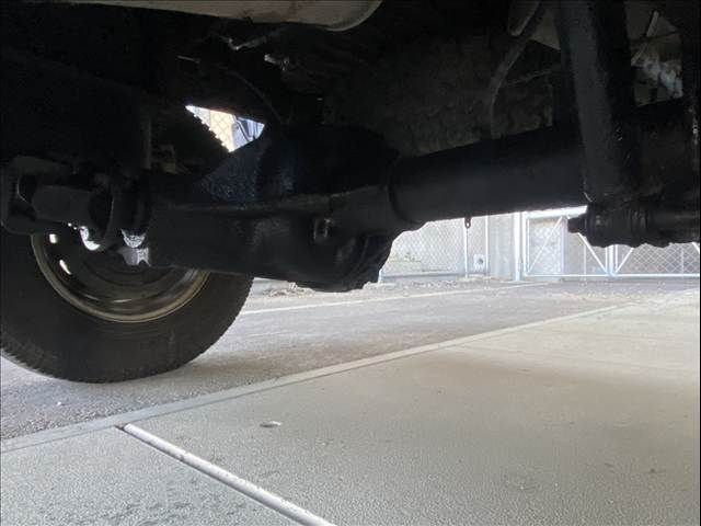 NISSAN DATSUN TRUCK 4WD 1988 Image 31