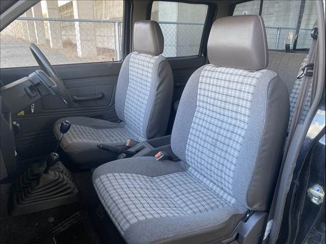 NISSAN DATSUN TRUCK 4WD 1988 Image 31