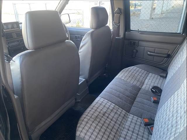 NISSAN DATSUN TRUCK 4WD 1988 Image 31