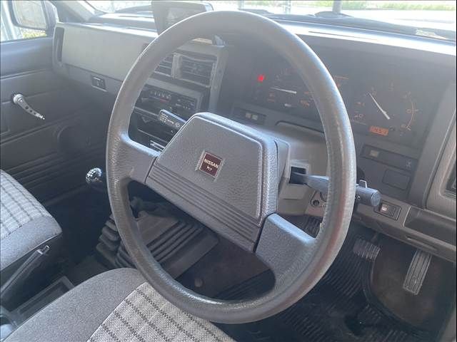 NISSAN DATSUN TRUCK 4WD 1988 Image 31