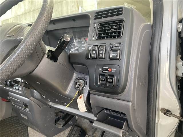 HONDA STEPWAGON 4WD 1997 Image 31