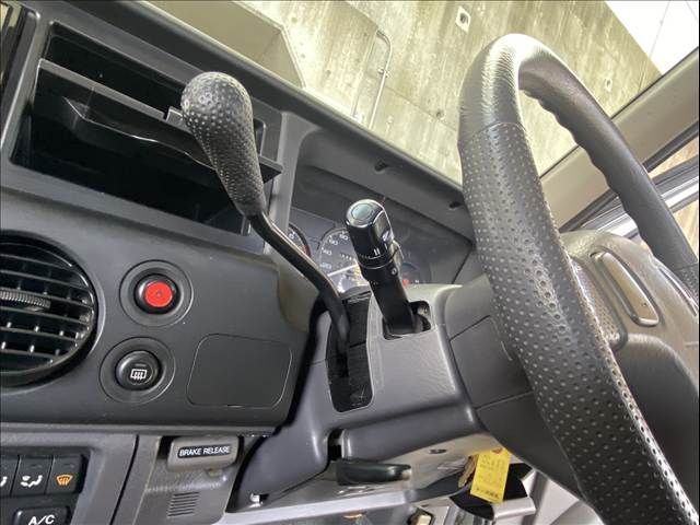 HONDA STEPWAGON 4WD 1997 Image 31