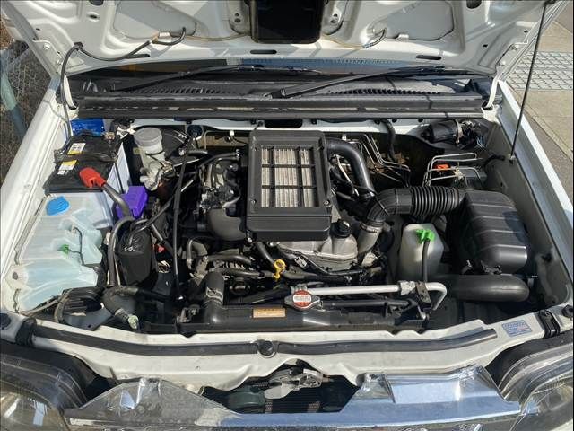 SUZUKI JIMNY 4WD 2004 Image 31