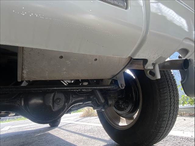 SUZUKI JIMNY 4WD 2004 Image 31