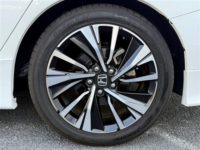 HONDA ACCORD HYBRID 2016 Image 31