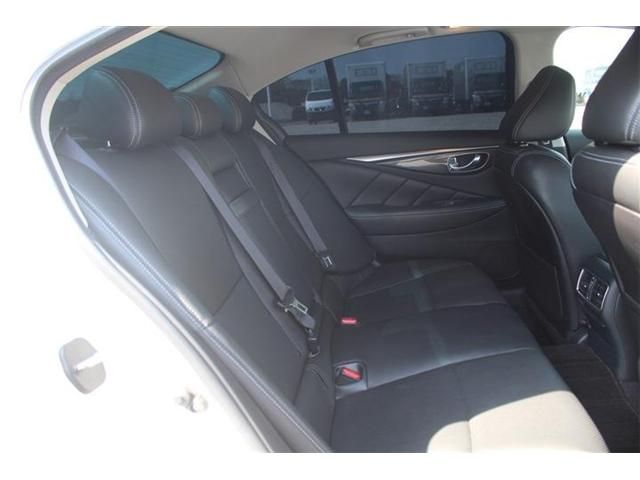 NISSAN SKYLINE 2018 Image 31