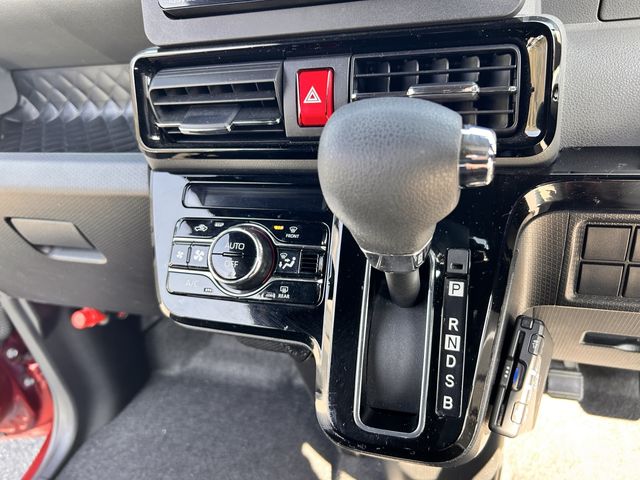 DAIHATSU TANTO CUSTOM 2019 Image 31